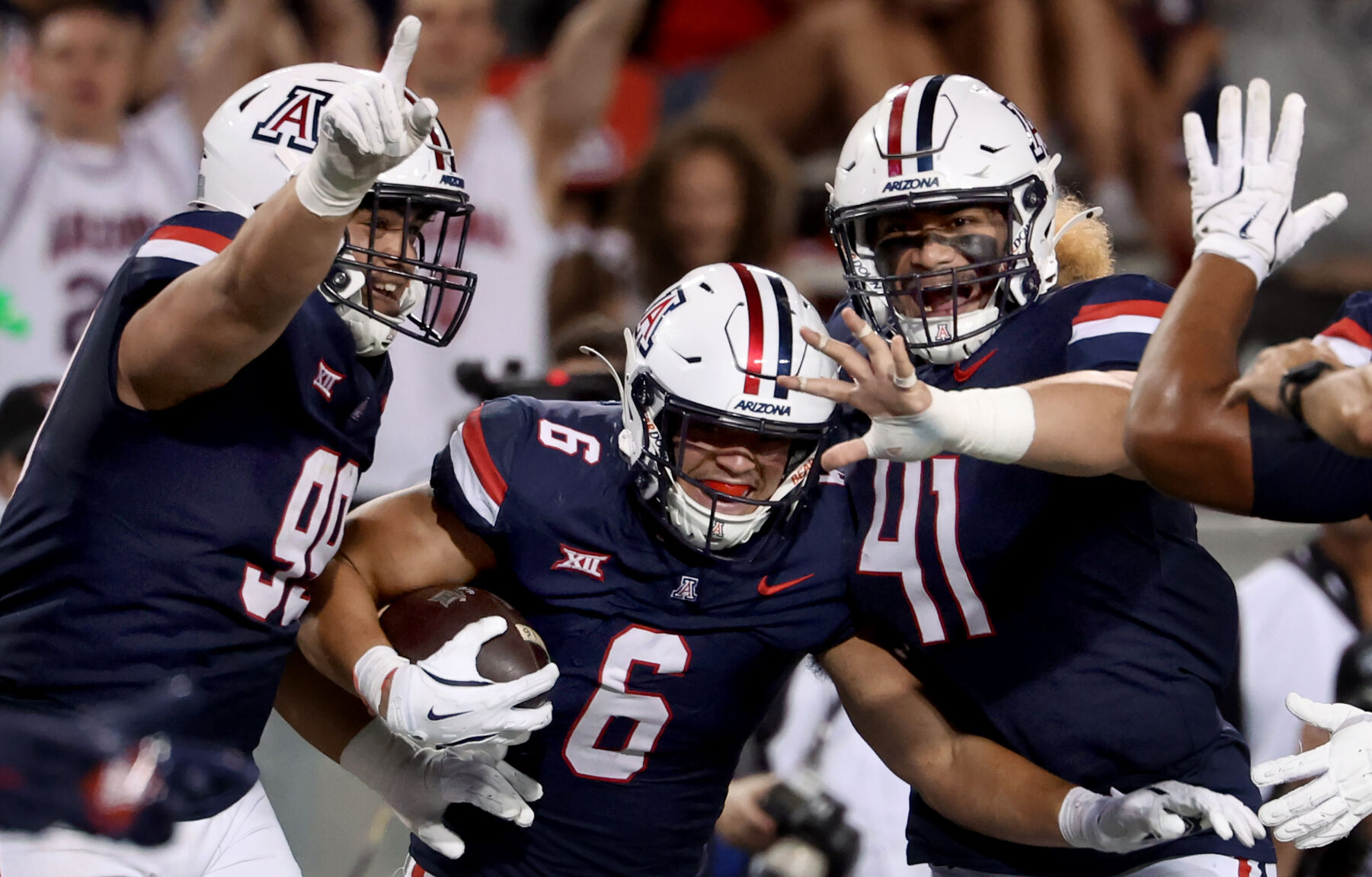 ÃÛÁÄÖ±²¥ vs Hawaii, NCAA football